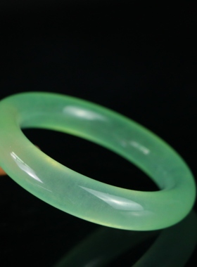 精品收藏老翡翠手镯老坑冰种料正圈老翠玉圆条女款旺夫手环手镯