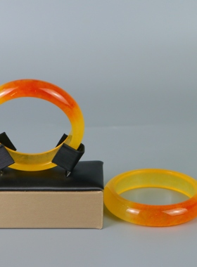 完美天然石英岩高冰黄翡扁条手镯玉石手镯翠绿玉镯子女款送礼物