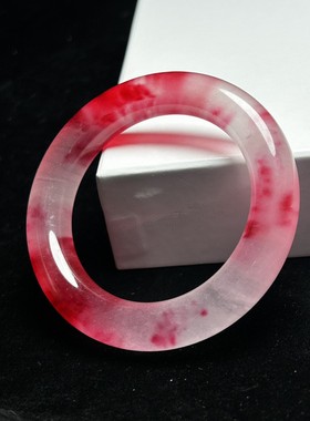 桃花酿石英岩质玉圆条粉红飘花玉镯子美人镯手镯送礼收藏