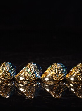 古玩收藏精工镶嵌切面绿宝石戒指开口款时尚布盒装戒指套装收藏品