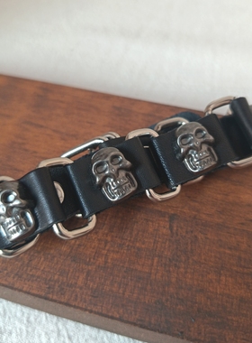 朋克桃心骷髅铆钉头层牛皮手链