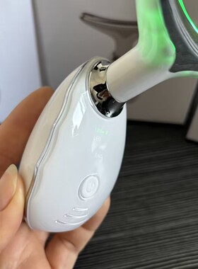 颈纹法令纹神器红蓝光面部美容仪