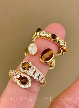 复古轻奢虎眼石蛇形食指戒本命年