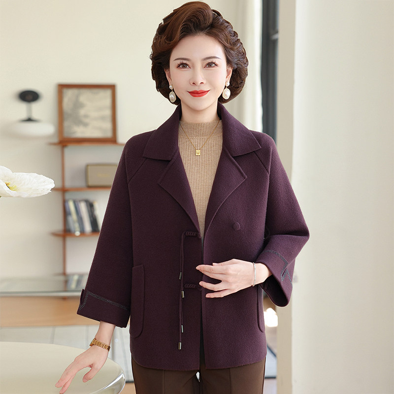 妈妈秋冬季新中式国风外套2025新款喜婆婆装中老年女双面羊绒上衣-图2