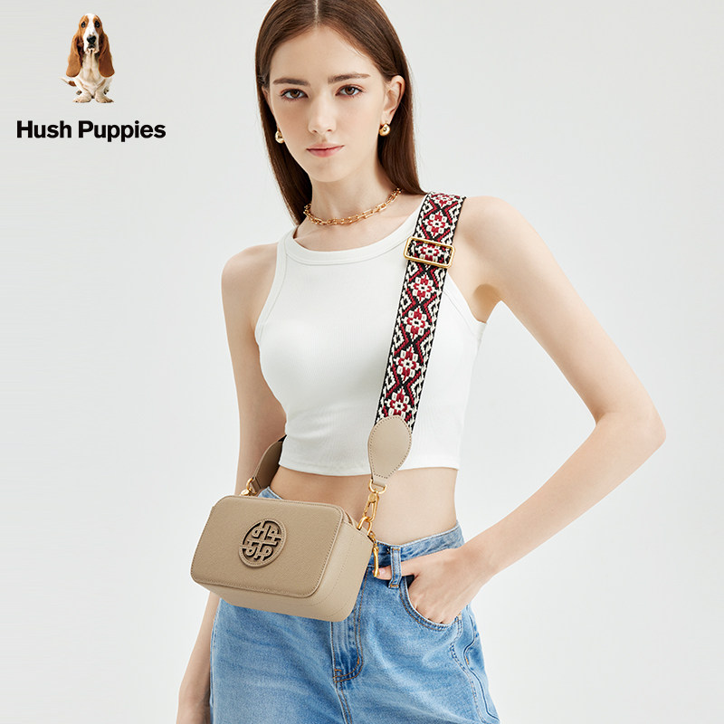 暇步士2023新款女士小众牛皮单肩包 暇步士三威女士包袋