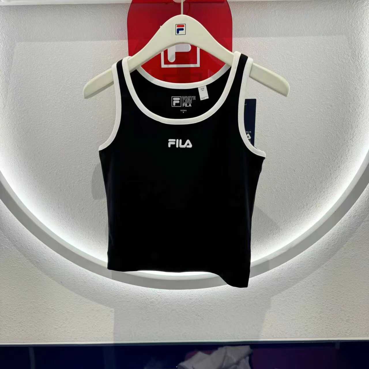 FILA斐乐女装 2025年夏季新款时尚休闲修身针织背心 F11W429116 - 图1