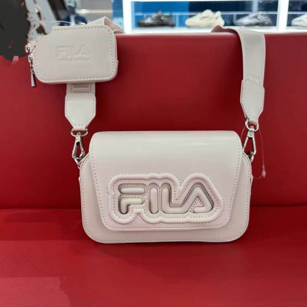 FILA斐乐 2025夏季新款女士时尚百搭运动包休闲挎包 F13W529163,淘宝优惠券,粉丝福利购,淘宝优惠卷