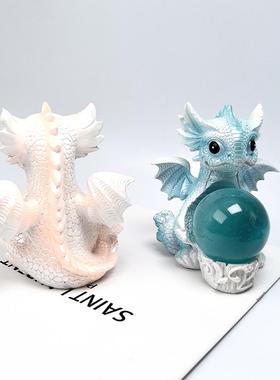 梦幻卡通龙水晶球底座可爱粉色小龙摆件创意恐龙泡泡龙桌面摆件