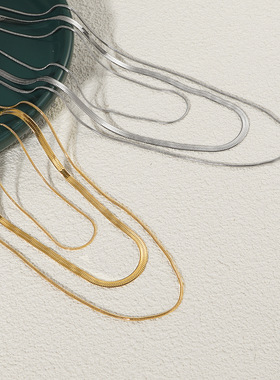 不掉色三层蛇骨叠戴项链