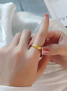 2022新款时尚经典小亮片蜂巢戒指小众同款波光粼粼鱼鳞片钛钢戒指