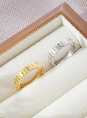 欧美ins简约冷淡风戒指钛钢个性高级感设计食指条纹金银色戒指