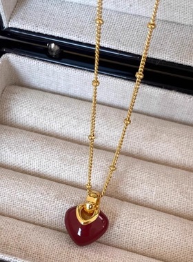 浪漫热烈红滴釉爱心项链立体饱满爱心造型项链红釉璀璨闪耀项链