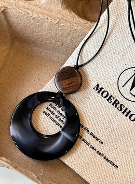 不规则琥珀色吊坠挂脖项链女新中式小众高级感毛衣链气质百搭配