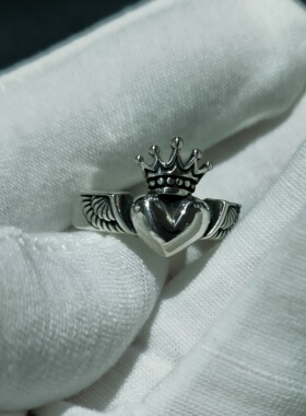 纯银皇冠桃心情侣戒指