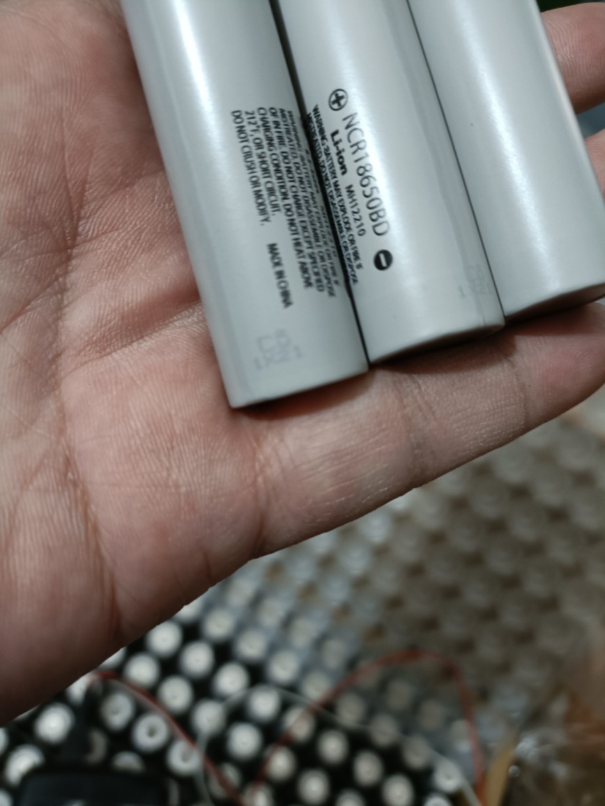 ncr18650bd 3200mAh 强光手电筒充电宝3.7v 18650充电锂电池 - 图0