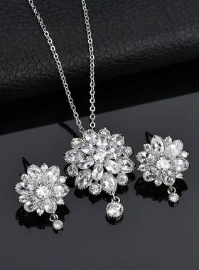 耳环女韩国锆石个性水晶防过敏气质宴会锁骨吊坠耳钉项链两件套装