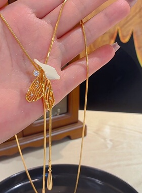 秋冬爆款金色树叶抽拉毛衣链女