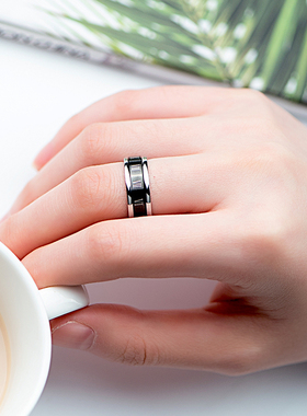 东大门钛钢罗马数字旋转食指环