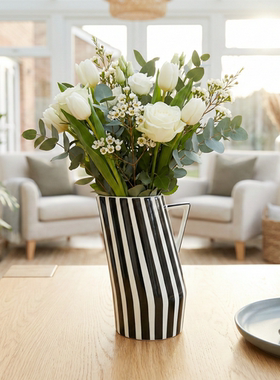 北欧几何陶瓷条纹花瓶摆件