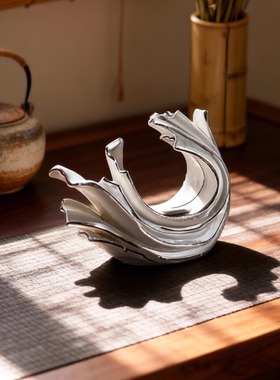 现代抽象艺术月牙浪花纯手工陶瓷花器样板间客厅玄关摆件日常送礼