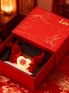 新中式红色兔子树脂小夜灯摆件