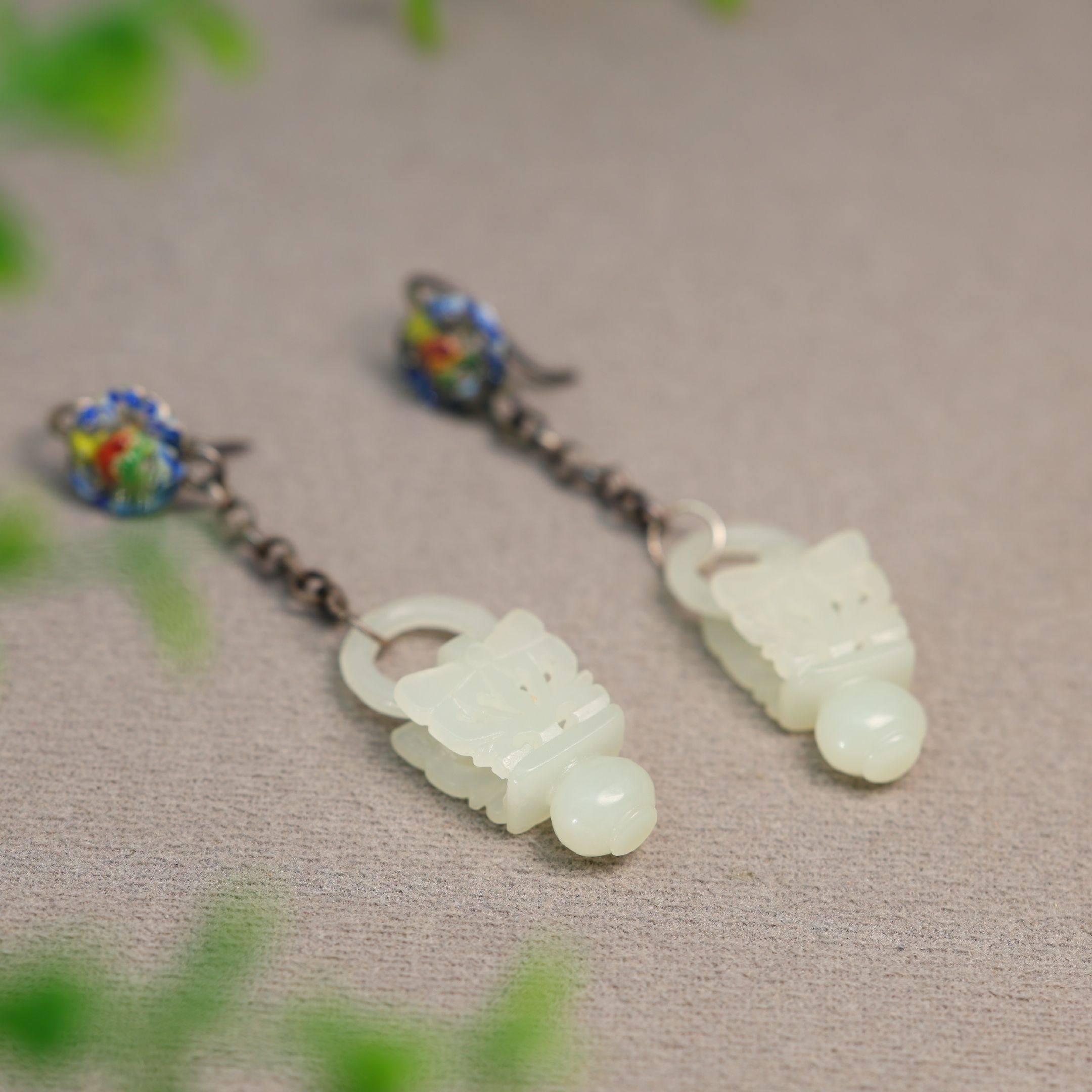 #K343老银烧蓝镶嵌和田白玉镂空花篮耳坠中国古风耳钩款耳饰,淘宝优惠券,粉丝福利购,淘宝优惠卷