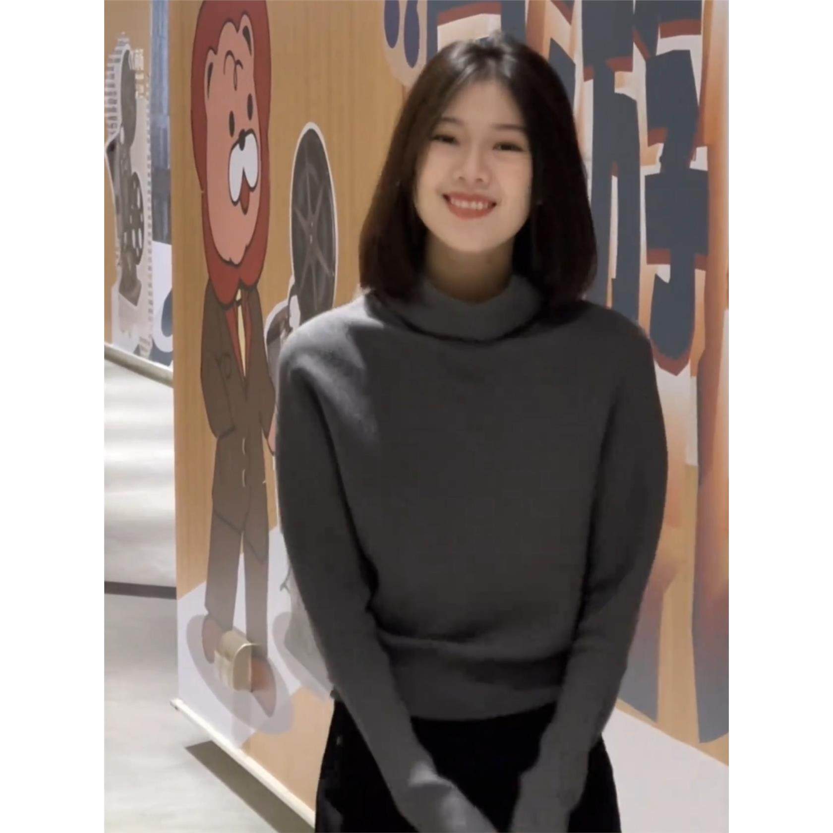 黑色气质半高领蝙蝠袖针织衫女2025秋冬季高级感简约风打底衫毛衣,淘宝优惠券,粉丝福利购,淘宝优惠卷