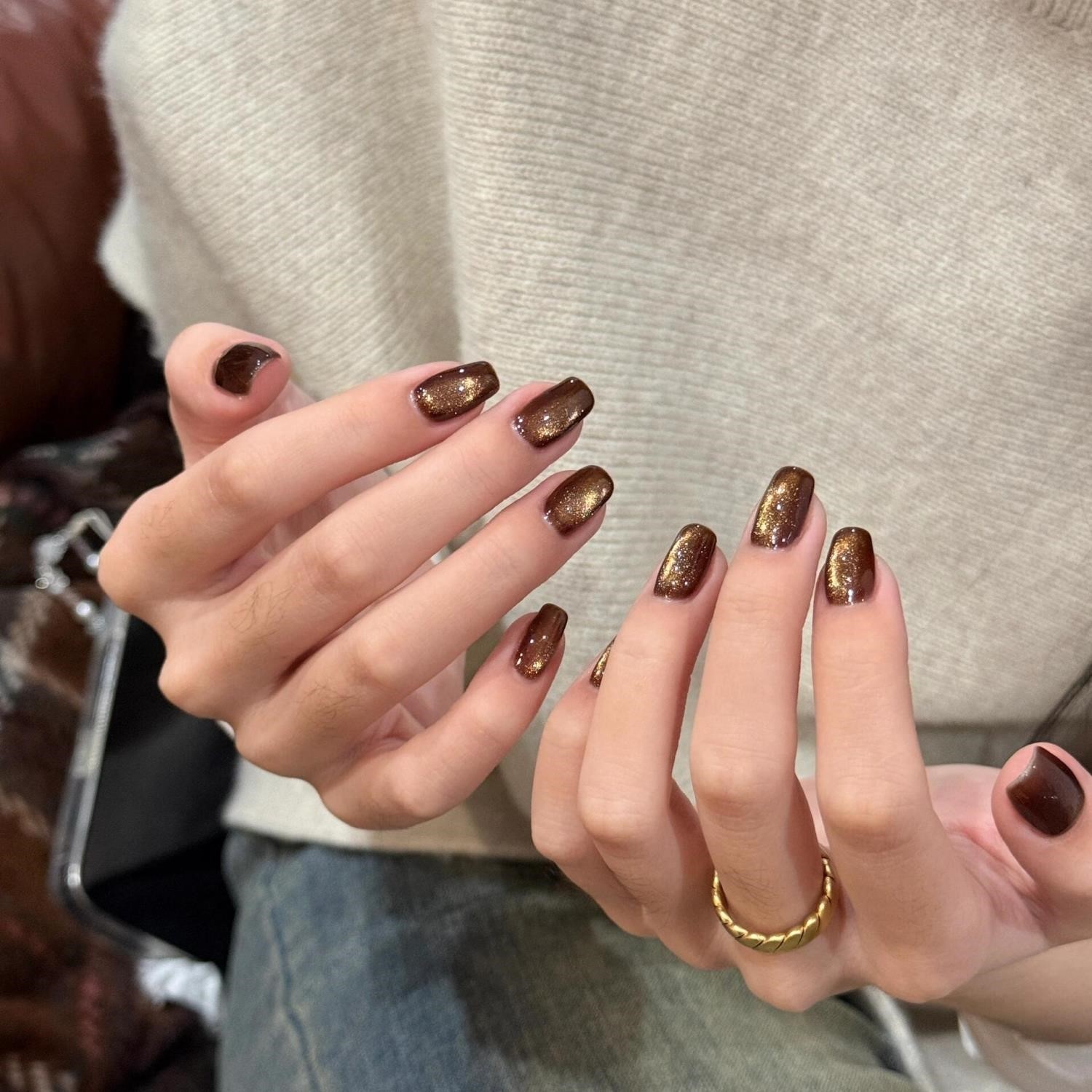 手工秋冬复古显白深棕金光贵气猫眼美甲高级感穿戴甲短款2025新款,淘宝优惠券,粉丝福利购,淘宝优惠卷