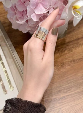 对版开发！新款竖纹LOVE戒指女