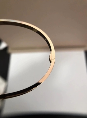 经典镀18k金手镯女款loev钉子轻奢小众高级感送女友礼物