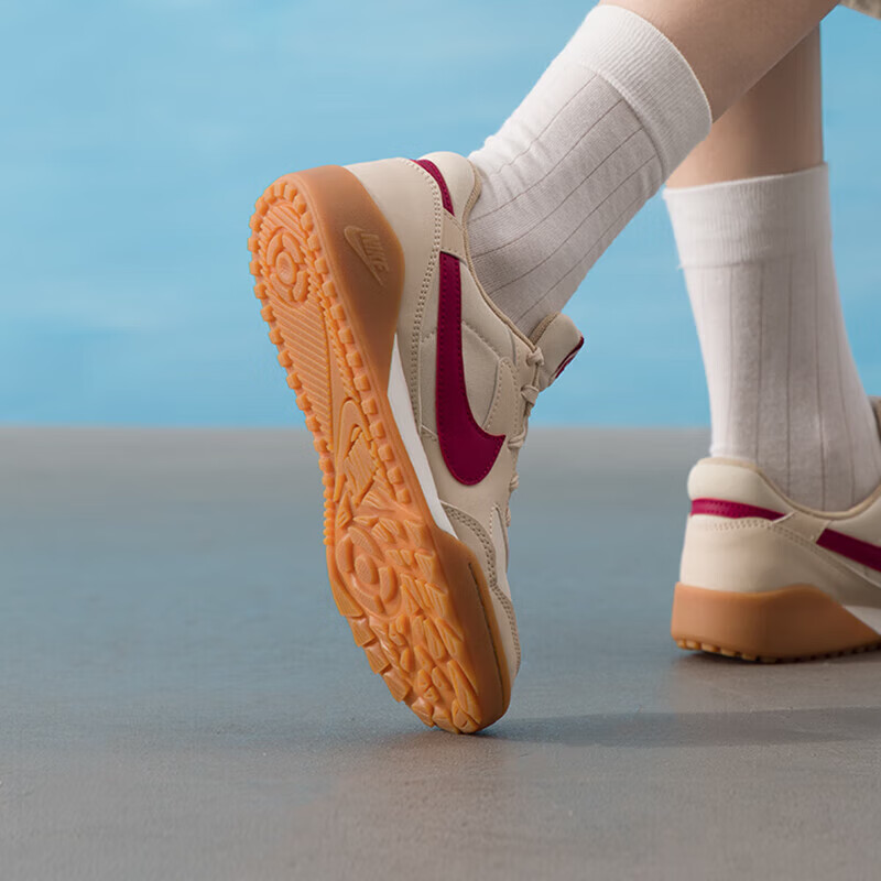 NIKE耐克女子TERRA MANTA复古时尚百搭户外运动休闲鞋HQ1940-101 - 图2