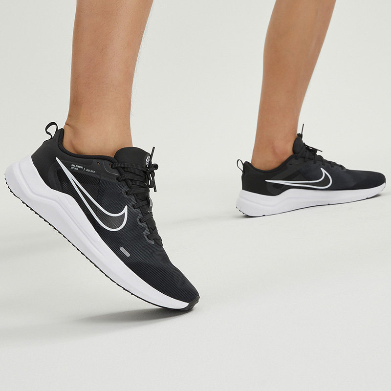 nike 2023年春季新款耐磨训练男鞋 TOPSPORTS跑步鞋