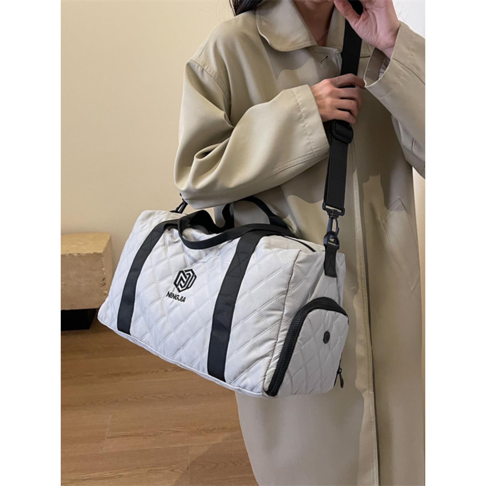 新款短途旅行包女时尚手提包大容量行李包男防水学生出行旅游包包 - 图1