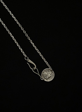 工装飞行员 余文乐LARRY SMITH复古小飞侠穿孔银币十美分鱼钩项链