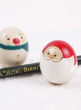 日本圣诞老人兔子摆件