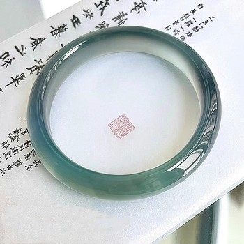 ສາຍແຂນ Agate ທໍາມະຊາດ Ice Seed Transfer Curry Blue Ice Transparent Jade Bracelet Jade Chalcedony Non-Jadeite New Year Gift for Women