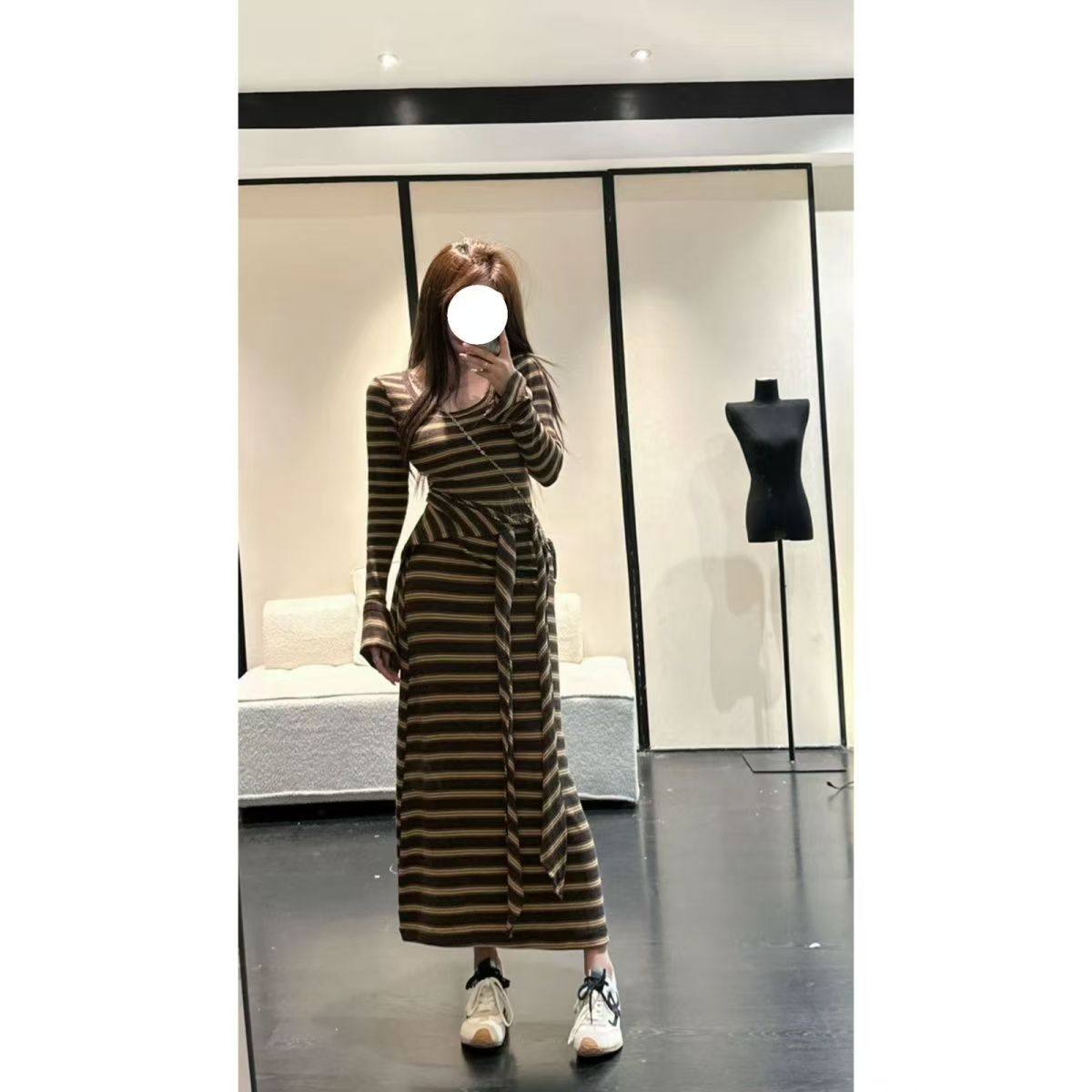 秋季新款纯欲辣妹撞色条纹连衣裙收腰显瘦高级感披肩长裙两件套女,淘宝优惠券,粉丝福利购,淘宝优惠卷