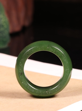 惹石和田玉籽料碧玉20mm素圈戒指