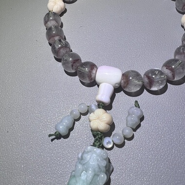 心持系列 红塔山翡翠女王贝手持 十八子 凯溪的水晶