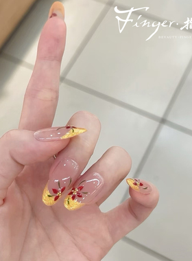 金枝玉叶金箔手绘樱花法式美甲