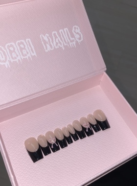 BOBBINAILS欧美法式手绘粉蝴蝶珍珠可拆卸穿戴甲成品