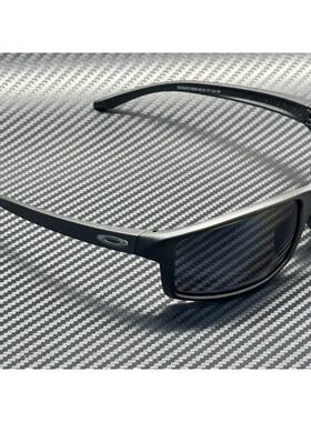 Oakley奥克利OO9470 02磨砂钢黑色偏光男士62 mm太阳眼镜