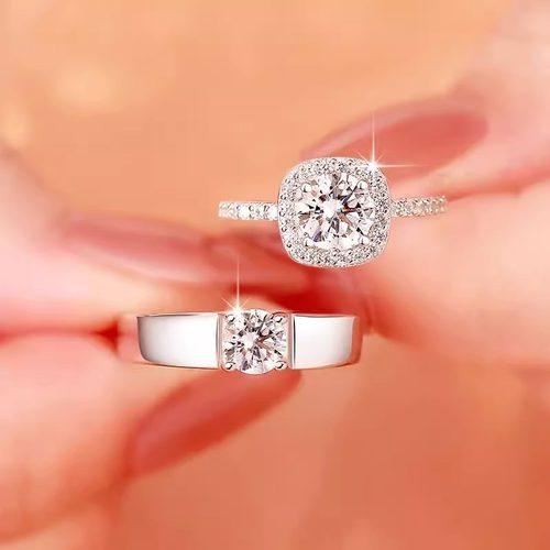 正品莫桑石钻戒女情侣对戒男一对纯银1克拉方包求婚结婚戒指礼物 - 图0