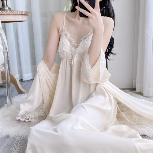 新款睡衣女春秋冰丝长袖睡袍法式夏季蕾丝吊带睡裙带胸垫家居服 - 图1