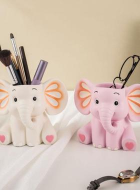 创意可爱大象收纳笔筒摆件卡通动物家居卧室办公室桌面树脂工艺品