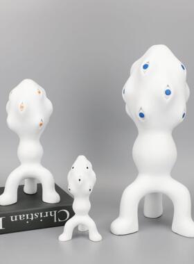 新中式创意树脂卡通外星人摆件样板房售楼部卧室书房桌面软装饰品