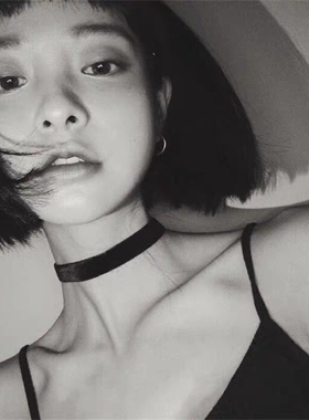 闪耀的她秦岚管文黑色丝绒颈链