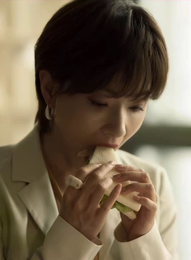 万茜苏苏树脂玳瑁方形长角指环