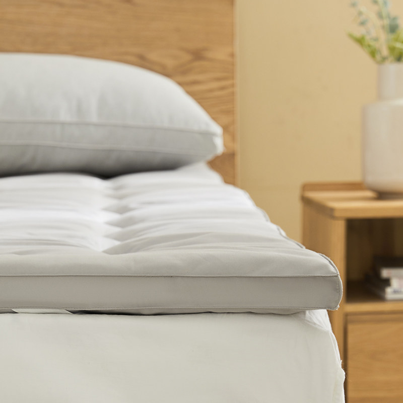 淘宝心选 抗菌防螨石墨烯 远红外发热 席梦思床护垫 双重优惠折后￥54.9包邮