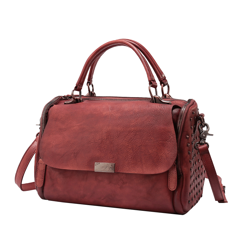 波士顿真皮2020新款铆钉枕头斜挎包 复美女士包袋